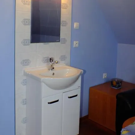 Family Homes - Bed & Bike Homestay szállás *