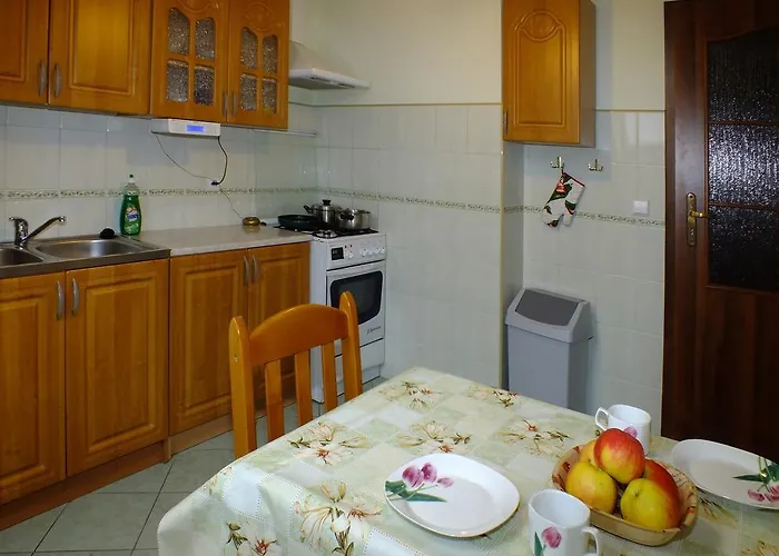 Family Homes - Bed & Bike * Lebcz